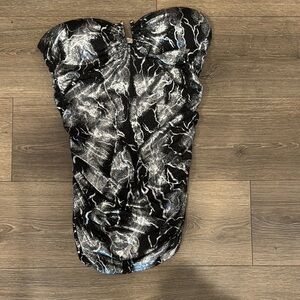 Stylish Black and Silver Strapless Top